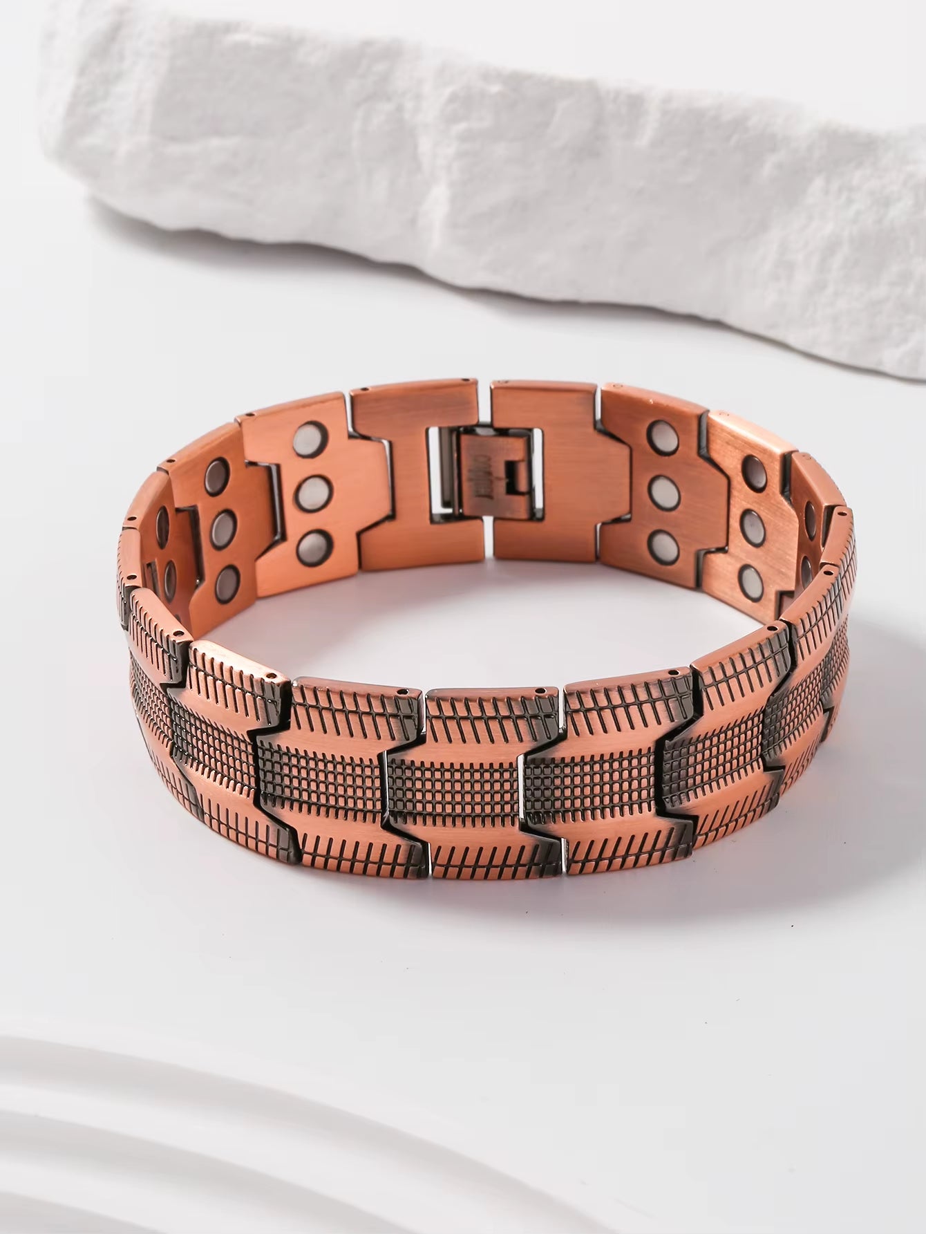 A Red Copper Men'S Dating Retro Ultra Wide Three Row Magnetic Therapy Bracelet